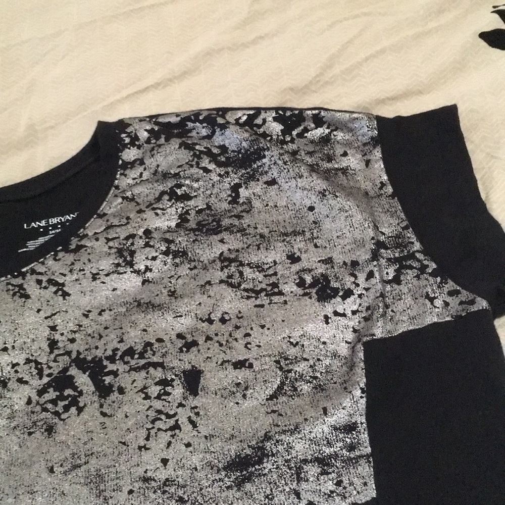 Lane Bryant Silver Front Tee. Sz. 14/16 - Picture 4 of 5